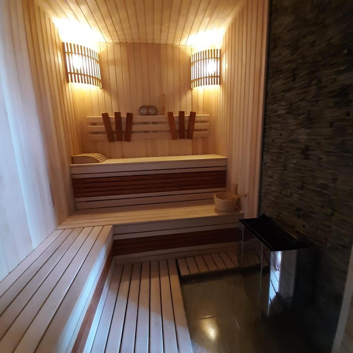 Viva Hotel Gabala With Outdoor Pool ,Sauna And Waterfall Ngoại thất bức ảnh
